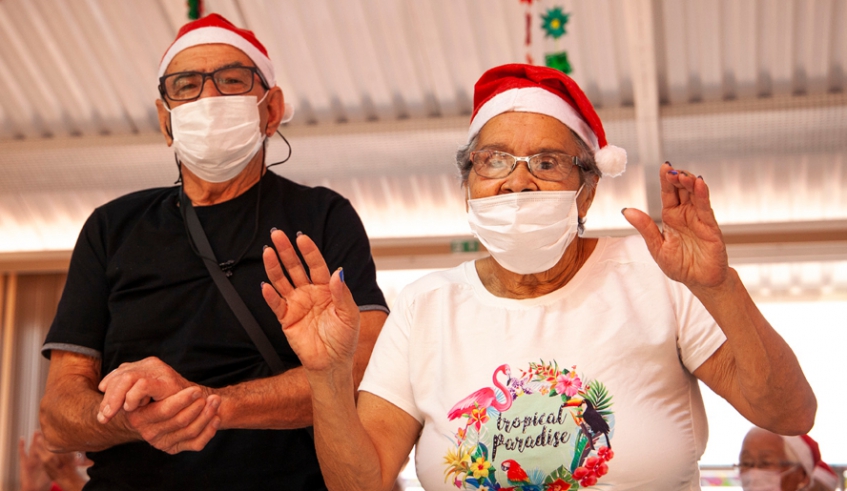 Prefeitura de Mogi das Cruzes - Notícias - Fundo Social realiza até esta  quinta-feira cantatas de Natal em lares de idosos