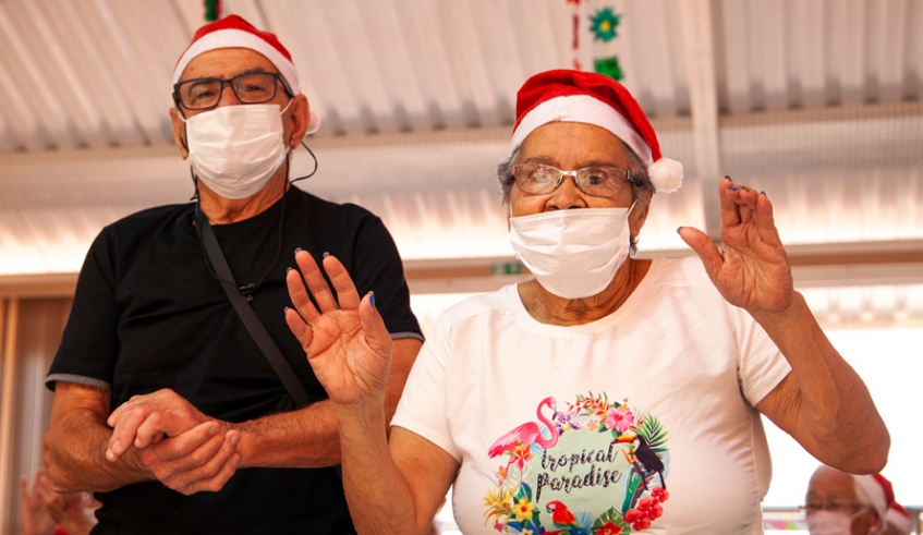 Prefeitura de Mogi das Cruzes - Notícias - Fundo Social realiza até esta quinta-feira cantatas de Natal em lares de idosos Prefeitura de Mogi das Cruzes - Notícias - Fundo Social realiza até esta quinta-feira cantatas de Natal em lares de idosos