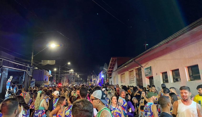 Cultura retomará a partir desta sexta-feira (17/02) as festividades carnavalescas com blocos de rua em diversas regiões da cidade e apresentações das escolas de samba (Divulgação/PMMC)