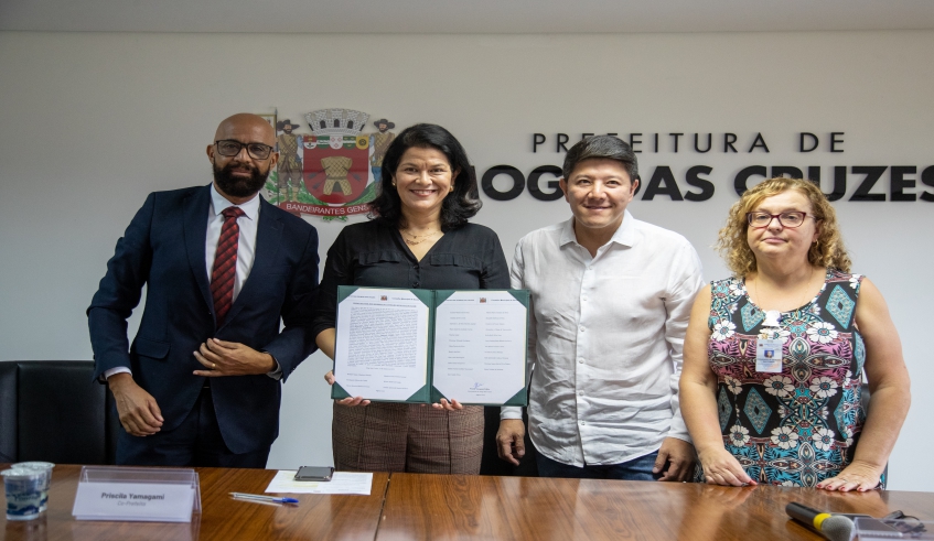 Vice-prefeita Priscila Yamagami Kähler deu posse aos novos membros do Conselho Municipal de Saúde, eleitos para o biênio 2023/2025