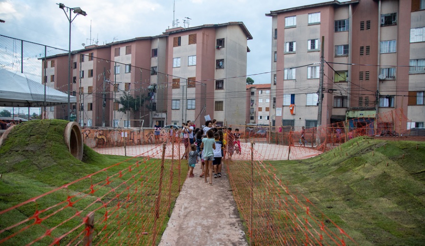 Uma parte fundamental do programa é o trabalho concentrado para a revitalização do Conjunto Habitacional José Bezerra de Melo (Warley Kenji/PMMC)