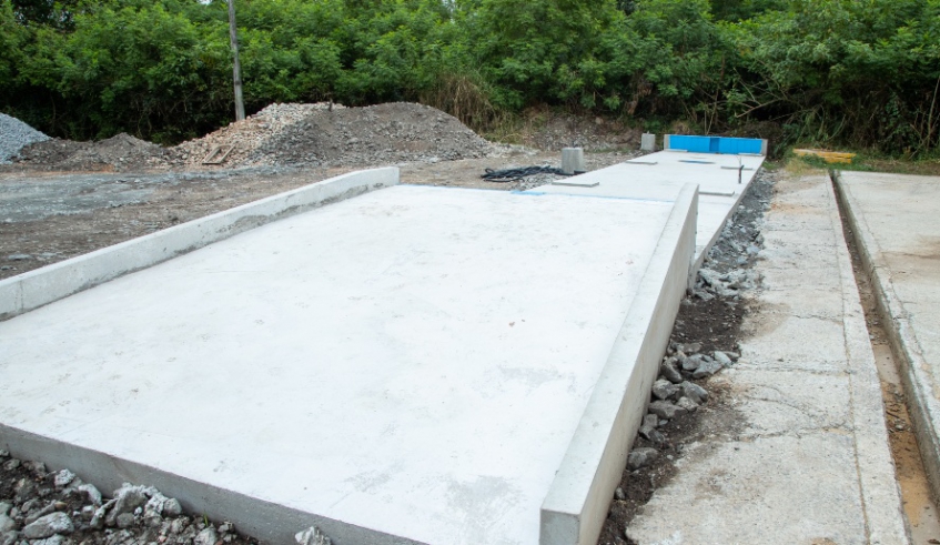 Concretagem da fundação já foi concluída para instalação da balança rodoviária na estação de transbordo (Warley Kenji/PMMC)