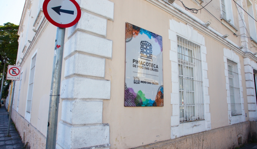 Já a Pinacoteca recebe nesta sexta-feira (14) a exposição de “Vermelho como Brasa”, às 18 horas, também com visitação gratuita (Warley Kenji/PMMC)