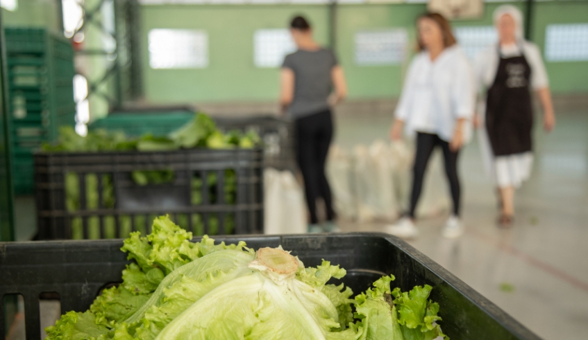 Programa Quitanda Social inicia o mês de abril atendendo mais de 1.600 famílias e com kits completos de produtos frescos, entregues todas as terças, quintas e sextas (Warley Kenji/ PMMC)