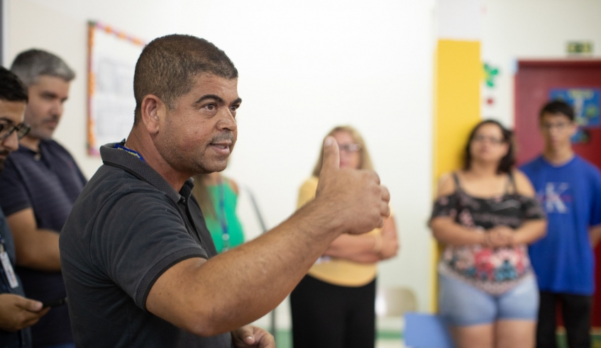 Nesta segunda-feira, o Grupo de Trabalho esteve no CEIM Professor Amauri Rodrigues Leite, em Cezar de Souza, e conversou com pais e responsáveis (Warley Kenji/PMMC)