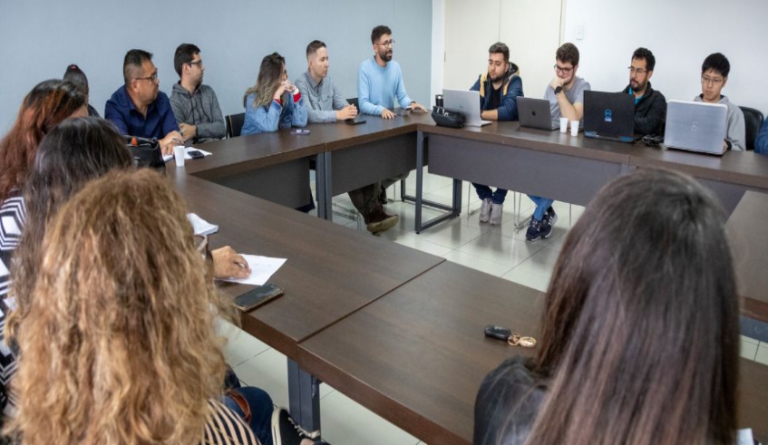 Secretaria de Transparência e Dados Abertos inicia implementação da ferramenta Alertas da Primeira Infância (Crédito: Warley Kenji/PMMC).