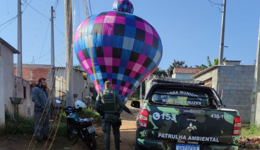 Balão foi apreendido pela Patrulha Rural da Guarda Municipal durante o último final de semana, na região do Parque São Martinho (Divulgação)