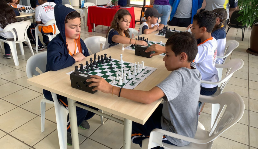 As disputas aconteceram na tarde de segunda-feira (31/07), no foyer do Auditório do Cemforpe, no Mogilar. (Divulgação/PMMC)