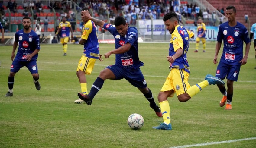 Oito equipes que seguem classificadas para as quartas de final da Copa Mogi Alabarce de Futebol Amador (Divulgação/PMMC)