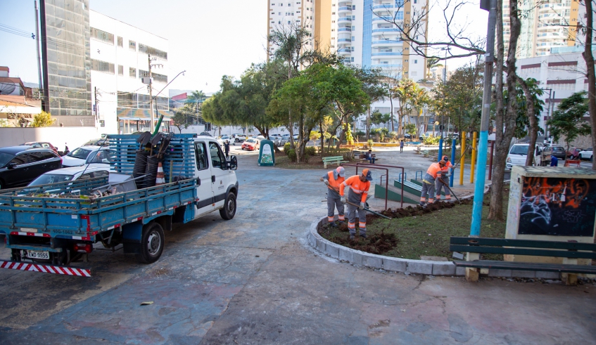 Prefeitura de Mogi das Cruzes revitaliza praça Francisca Cardoso Mello Freire (Warley Kenji/PMMC)