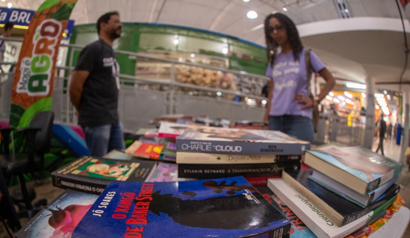 A Feira do Escambo Literário realiza mais uma ação de trocas de livros no Mercado Municipal no sábado, das 9h às 15h30 (Warley Kenji/PMMC)