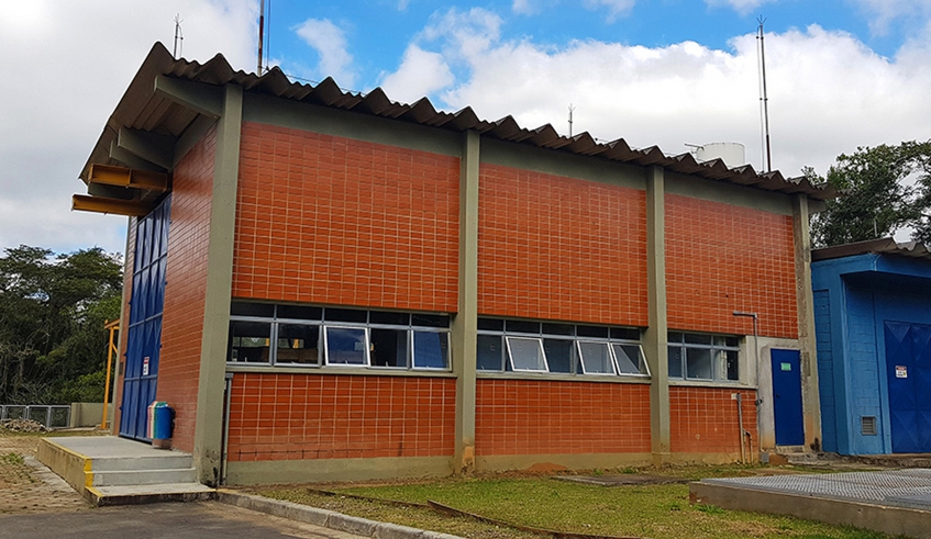 Entre os serviços programados está a substituição de válvulas na Estação de Captação no rio Tietê (Foto: Julio Nogueira/Semae)