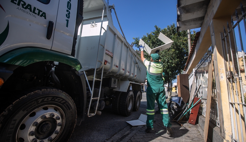 Operação Cata-Tranqueira atende quatro bairros de Mogi das Cruzes nesta quarta-feira, 3 de abril (Warley Kenji/PMMC)