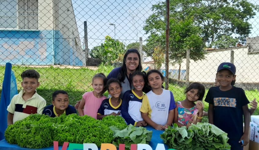 Na EM Profª Wanda de Almeida Trandafilov, no Parque São Martinho, a mostra da unidade escolar contou com a venda de verduras. (Divulgação/PMMC)