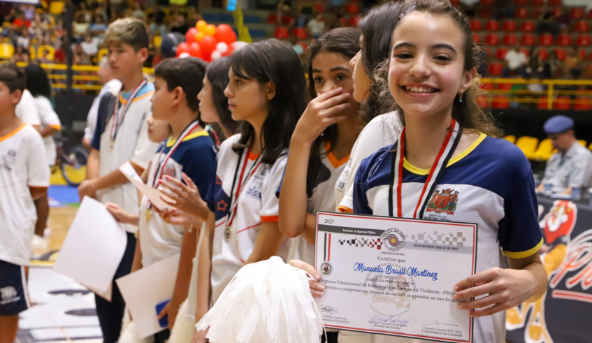 Todos os alunos receberam certificados pela sua participação. (Divulgação/PMMC)