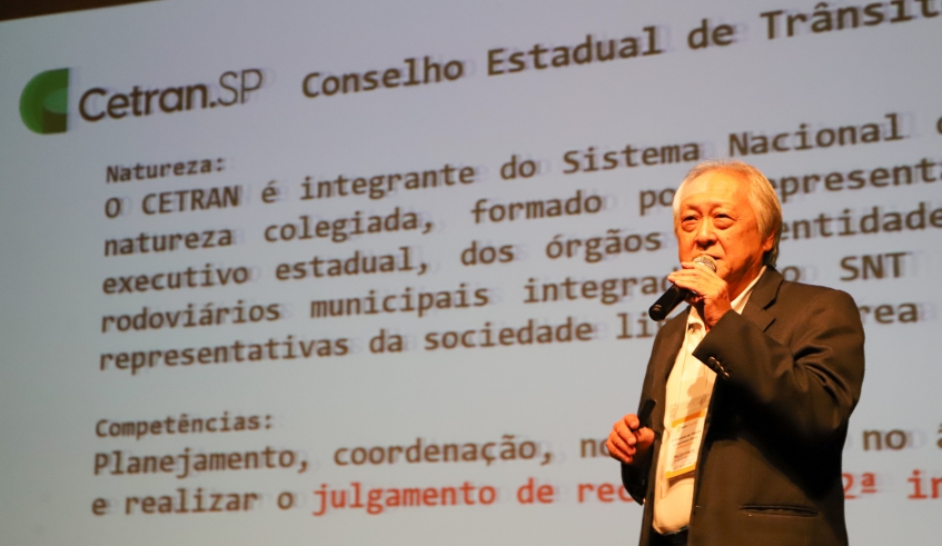O assessor técnico da CET de São Paulo e conselheiro do Cetran, José Luiz Nakama, falou sobre a “Tecnologia na fiscalização e a eficácia das medidas punitivas” (Divulgação/PMMC)