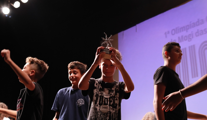 Como parte das ações da 1ª Olimc, nesta quinta-feira (16), os vencedores dos segmentos de dança, música e teatro se apresentam no Theatro Vasques (Warley Kenji/PMMC)