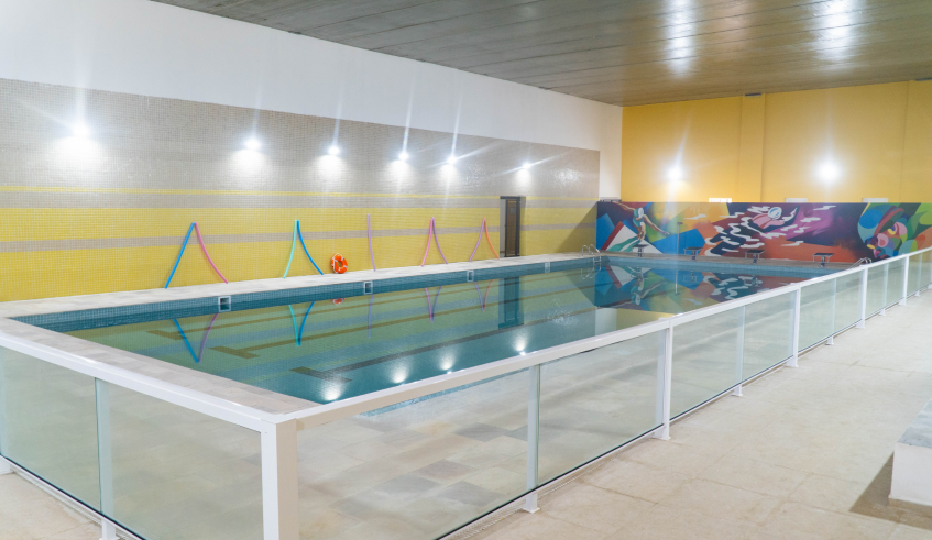O complexo educacional será composto por três andares, com salas de aula e para oficinas, quadra, piscina, entre outros. (Warley Kenji/PMMC)
