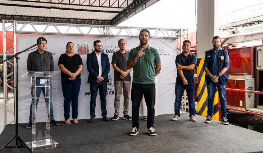 Prefeito destacou a importância do Samu para situações de emergência na saúde (Divulgação/PMMC)