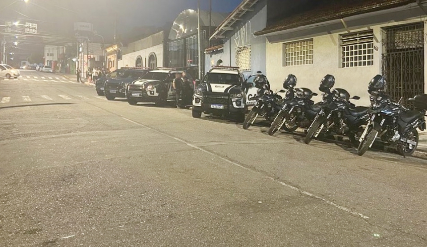 Equipes da Guarda Civil Municipal e do Departamento de Fiscalização de Posturas evitaram a aglomeração de pessoas nas ruas Júlio Prestes e Barão de Jaceguai (Divulgação/PMMC)