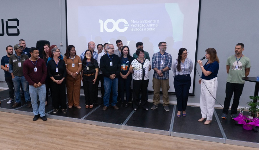 Prefeita Mara Bertaiolli participou da apresentação e parabenizou os funcionários da Secretaria de Meio Ambiente pelo resultados positivos (Divulgação/PMMC)