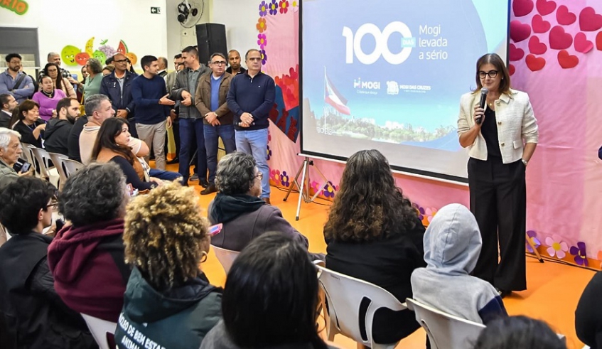Prefeita Mara Bertaiolli esteve em Taiaçupeba ao lado de secretários municipais e vereadores, para prestação de contas e apresentação de projetos (Divulgação/PMMC)