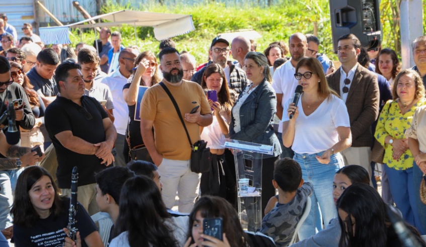 Prefeita Mara Bertaiolli discursa no evento de início das obras do Cempre Taiaçupeba (Divulgação - PMMC)