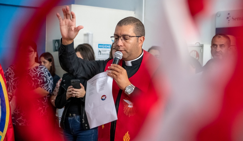 Oração e bênção do Subimpério foram conduzidas pelo padre Luiz Ricardo Cândido da Silva (Divulgação/PMMC)