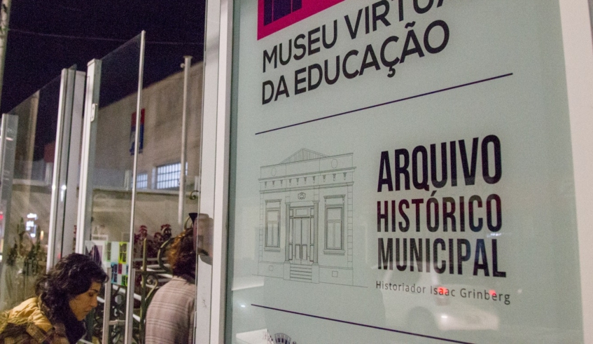 Serão abertas na segunda (2/6), as inscrições presenciais para 20 vagas da oficina de Introdução à Conservação Fotográfica, no Arquivo Histórico (Divulgação/PMMC)