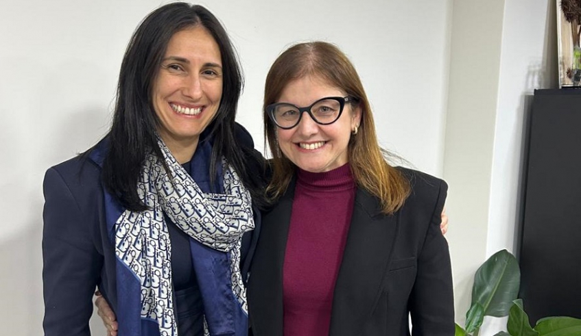 Secretária Natália Resende ao lado da prefeita Mara Bertaiolli: retomada do diálogo com o Governo do Estado garante investimentos para Mogi das Cruzes (Divulgação/PMMC)