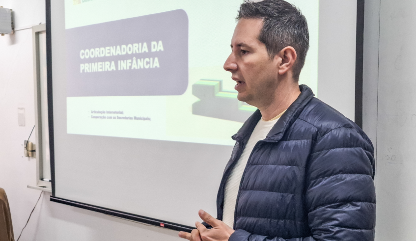 O coordenador da Primeira Infância de Mogi das Cruzes, Claudio de Faria Rodrigues, participou da formação. (Divulgação/PMMC)