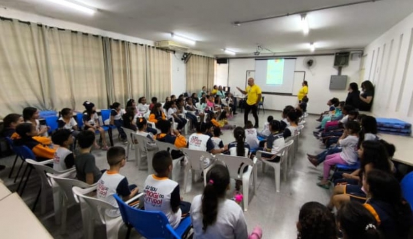 Programa Saúde na Escola leva atividades de prevenção e orientação aos alunos (Divulgação - PMMC)