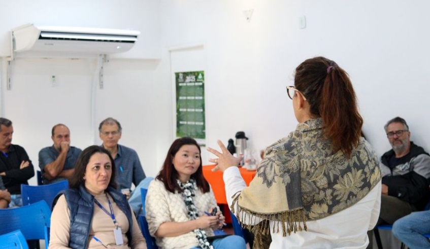 Cerca de 20 produtores de diferentes regiões da cidade, participaram do lançamento do programa, na sede da Secretaria de Agricultura e Segurança Alimentar