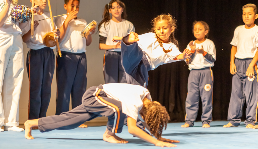 Os esportes apresentados foram taekwondo, ginástica, caratê e capoeira. (Divulgação/PMMC)