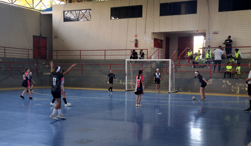 As partidas femininas tiveram início nesta quinta-feira (28/08). (Divulgação/PMMC)