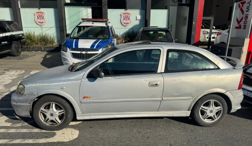 Veículo clonado foi identificado pelo Smart Mogi na avenida Lourenço de Souza Franco, no distrito de Jundiapeba, e apreendido pela Guarda Civil Municipal (Divulgação/PMMC)