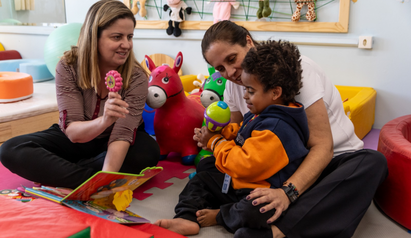 A sala promove o desenvolvimento motor, cognitivo, social e emocional desde os primeiros anos de vida. (Divulgação/PMMC)