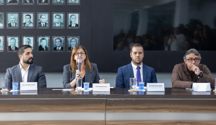 Prefeita Mara Bertaiolli reiterou a posição contrária ao pagamento de pedágio na rodovia Mogi-Dutra pelos mogianos que utilizam a via (Divulgação/PMMC)