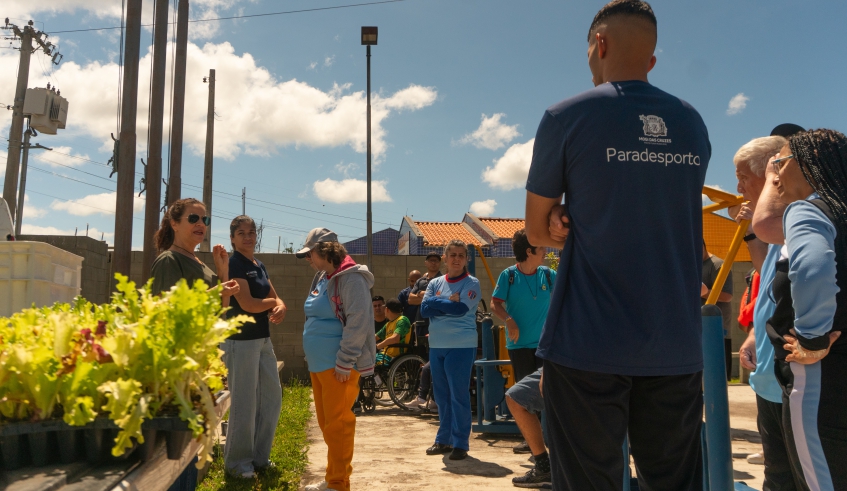 Plantio no Centro Municipal de Paradesporto é uma parceria entre as Secretarias de Esporte e Lazer e de Agricultura e Segurança Alimentar (Divulgação/PMMC)