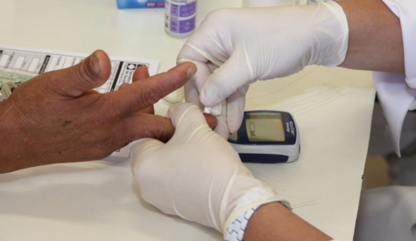 Glicosímetros são entregues a pacientes do programa Controle em Casa (Divulgação - PMMC)