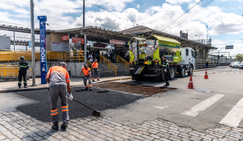 Mega mutirão de zeladoria e serviços públicos faz parte das comemorações do aniversário de 87 anos de Jundiapeba e vai se estender até o dia 30 (Divulgação/ PMMC)