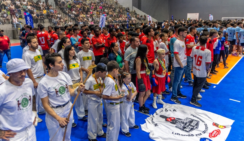 Evento Esporte em Movimento contou com a participação de alunos de projetos esportivos, atletas das equipes de Mogi das Cruzes e de entidades parceiras (Divulgação/PMMC)