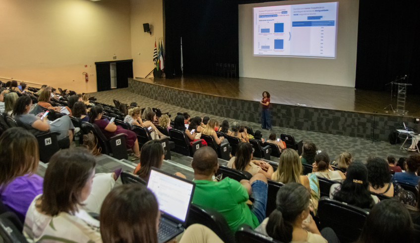 O encontro desta quinta-feira marcou o fechamento do ciclo de 2025, dedicado especialmente às escolas municipais com turmas de 5º ano. (Divulgação/PMMC)