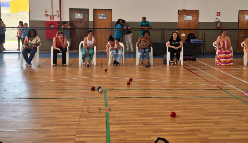 A formação foi marcada por uma atividade prática voltada à vivência da rotina dos alunos que frequentam o Centro de Paradesporto. (Divulgação/PMMC)