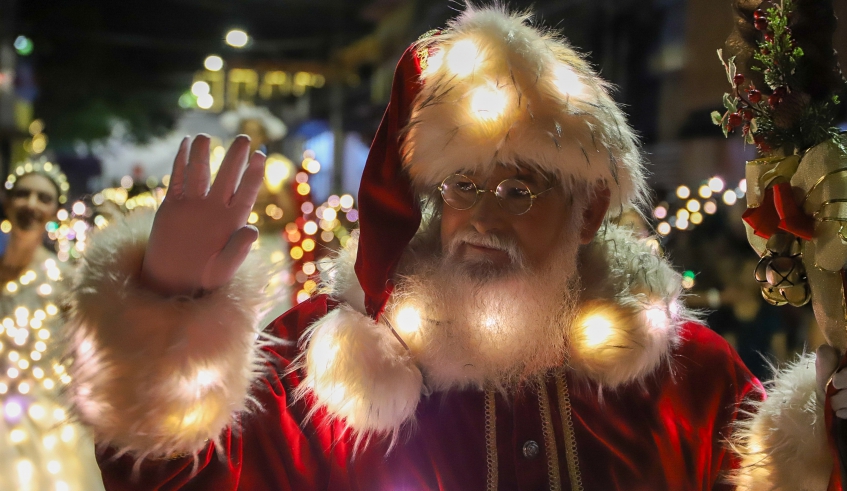 O desfile da Parada das Luzes será realizado nesta sexta-feira (19), com concentração às 19h30, no Largo do Carmo (Divulgação/PMMC)
