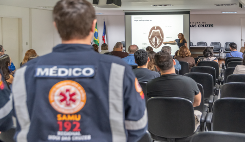 Capacitação teve a participação de profissionais de saúde, especializados em atendimentos de urgência e emergência (Divulgação/PMM)