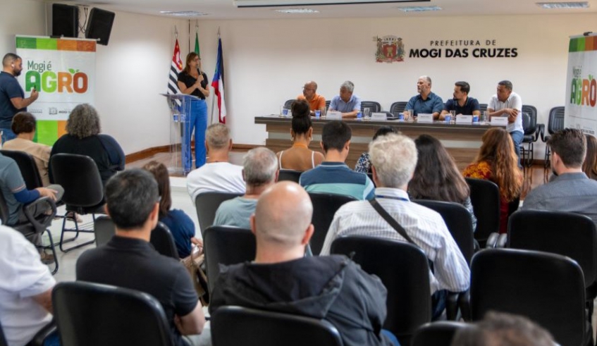 A prefeita destacou o incentivo à agricultura familiar para fortalecer o agronegócio e destacar o nome da cidade no cenário nacional.