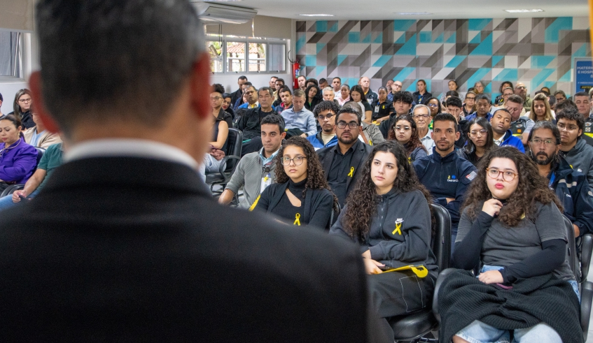 Cerca de 120 pessoas participaram nesta segunda-feira do Simpósio de Trânsito e Segurança Viária, que faz parte das ações do Maio Amarelo em Mogi das Cruzes (Divulgação/PMMC)