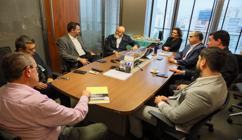 Durante encontro, especialistas discutiram sobre os protocolos assistenciais mais seguros do mundo (Divulgação/PMMC)