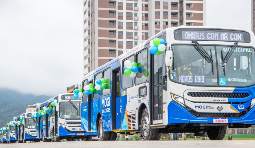 Novos ônibus com ar-condicionado substituirão veículos mais antigos e passarão a circular no dia 8 de junho, atendendo linhas com grande demanda de passageiros (Divulgação/PMMC)